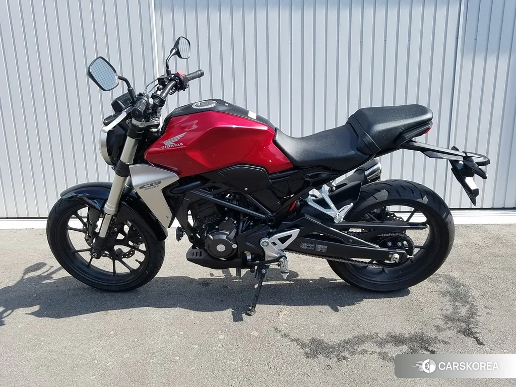 Проданный Honda CB250R 2018 из Японии, фото 2