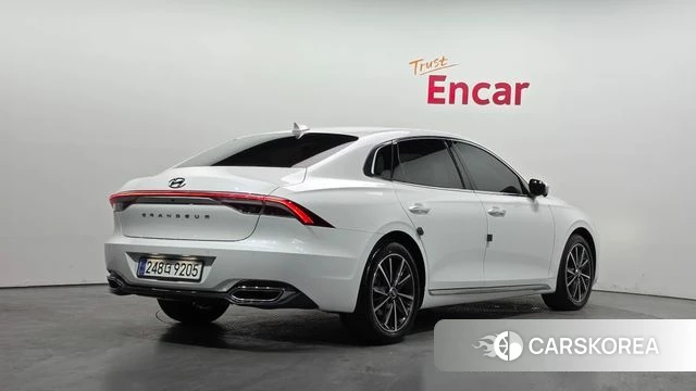 Hyundai The New Grandeur IG id 3871817 из Кореи 12