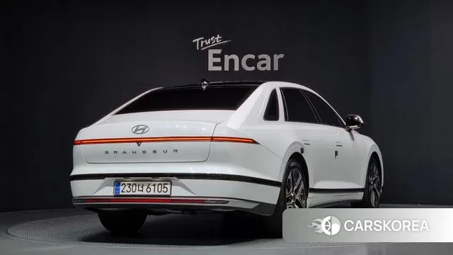 Hyundai Grandeur Hybrid (GN7) id 2998311 из Кореи 12