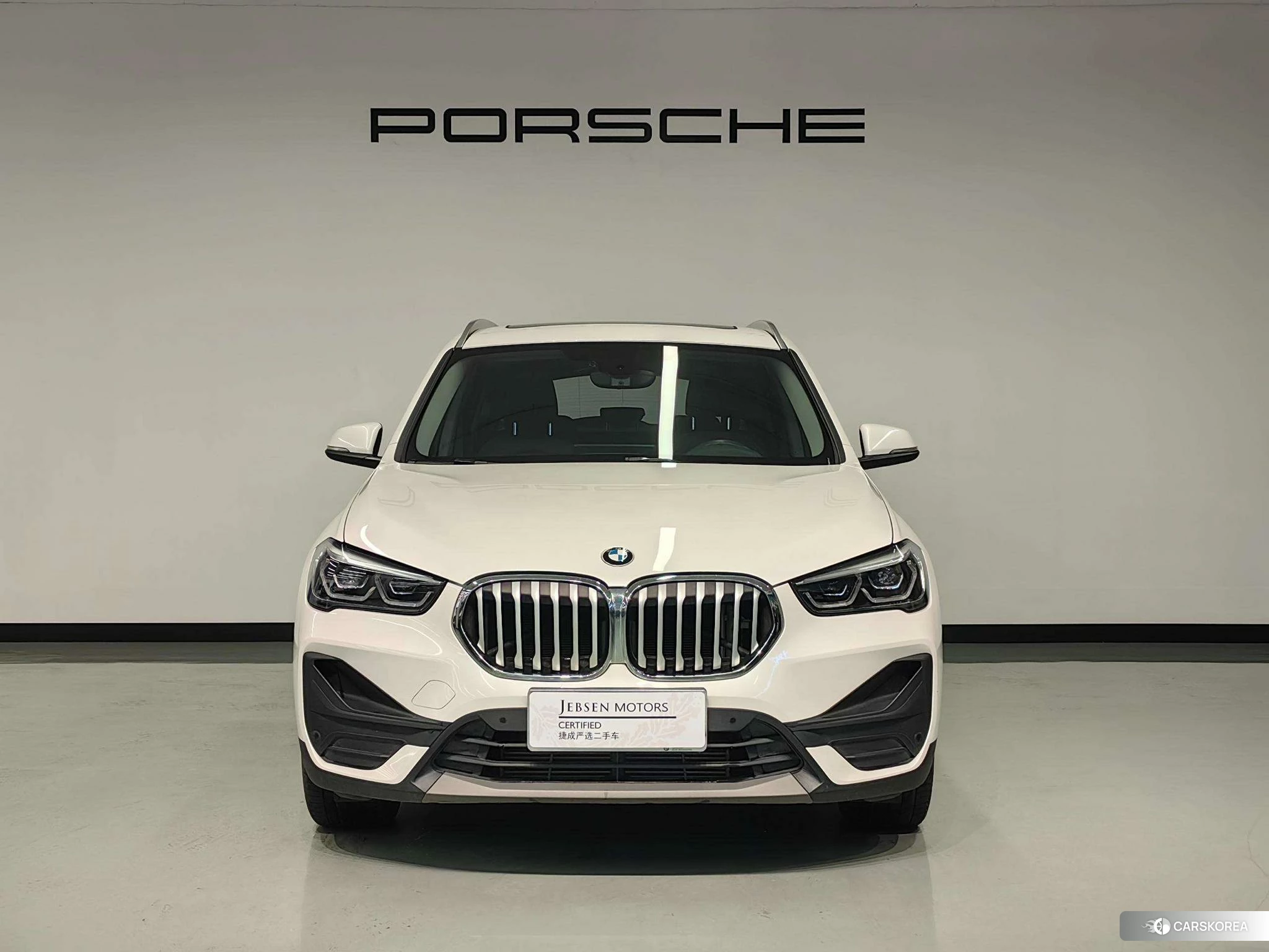 BMW X1 2021 Белый из Китая, фото 4
