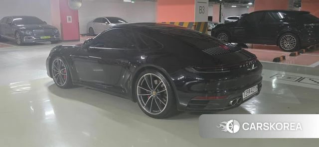 Porsche 911(992) id 4384175 из Кореи 10