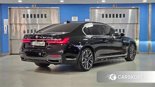 BMW 7 Series (G11) id 4366384 из Кореи 12