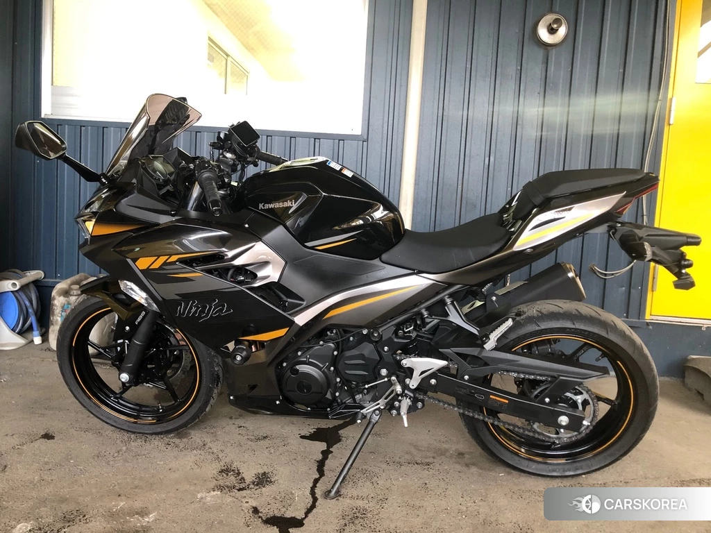 Проданный Kawasaki Ninja 400-2 2022 из Японии, фото 2