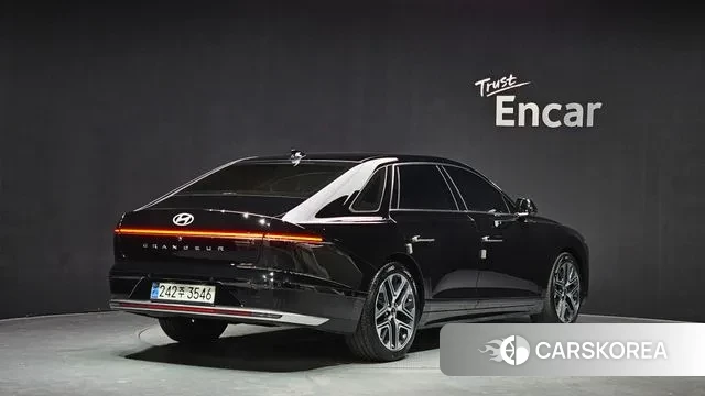 Hyundai Grandeur (GN7) id 3769779 из Кореи 12