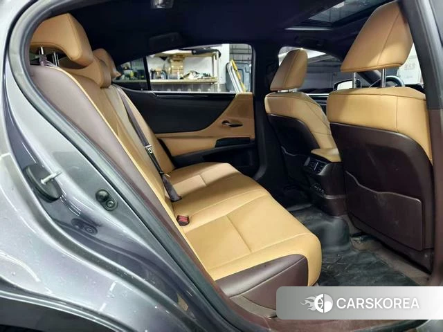 Lexus ES id 4321079 из Китая 12