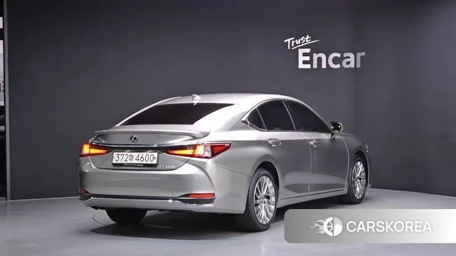 Lexus ES300h 7th generation id 3851297 из Кореи 12