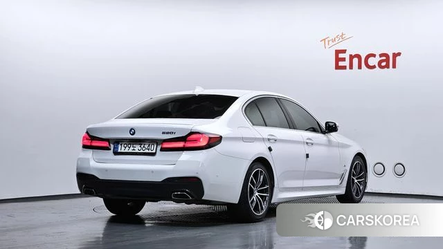 BMW 5 Series (G30) id 4410149 из Кореи 12