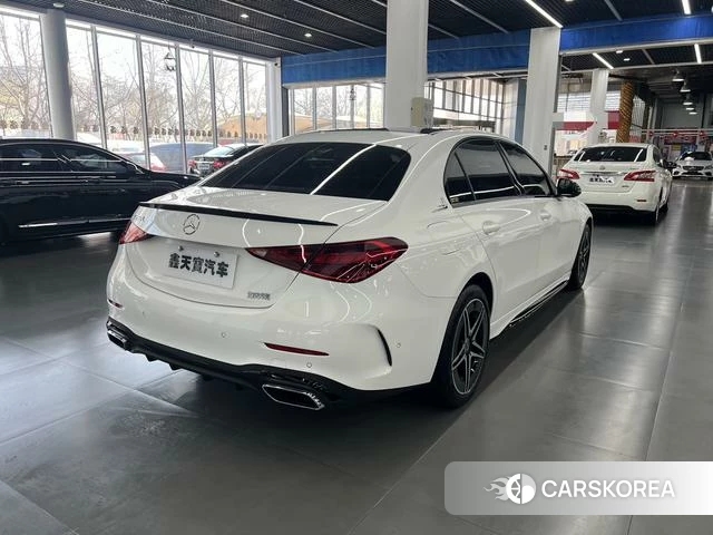 Mercedes-Benz Class C 2023 Белый из Китая, фото 2