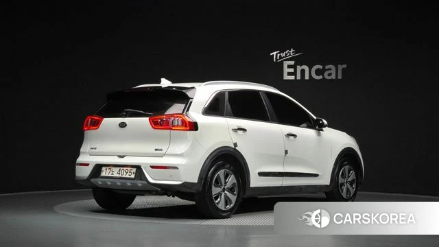 Kia Niro id 4931216 из Кореи 12