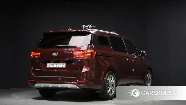 Kia The New Carnival id 3034261 из Кореи 12