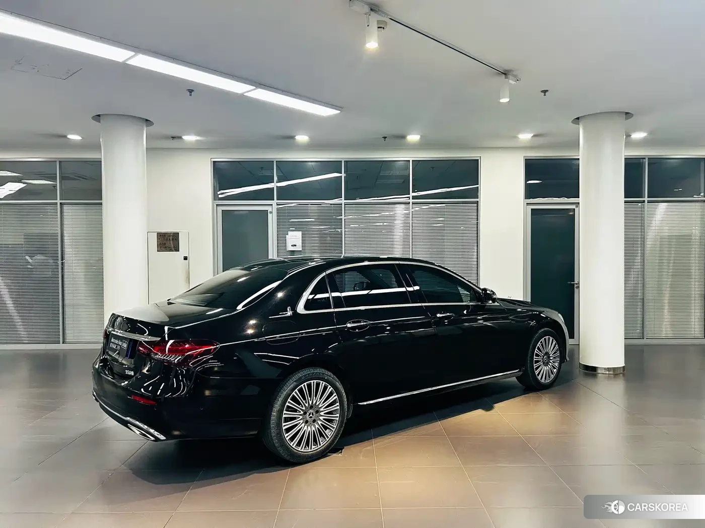 Mercedes-Benz E-Class id 4559579 из Китая 10