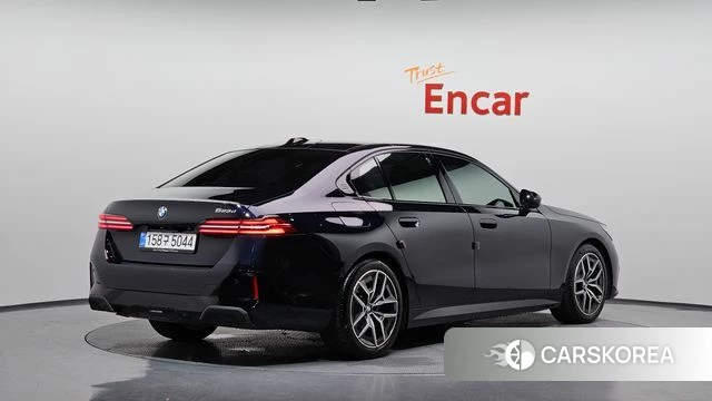 BMW 5 Series (G60) id 4629855 из Кореи 12