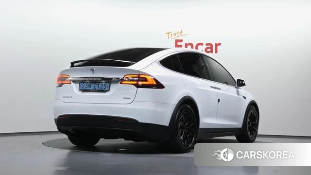Tesla Model X id 4477385 из Кореи 12