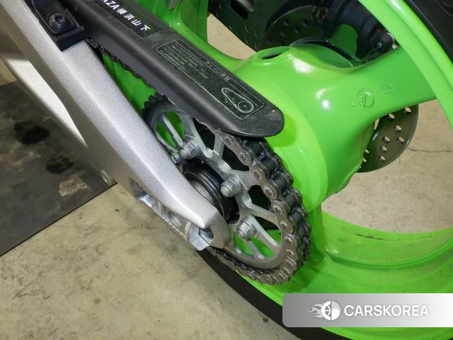 Kawasaki ZX-10R NINJA ABS id 3946858 из Японии 12