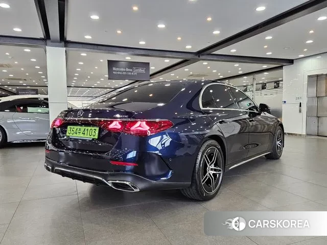 Mercedes-Benz E-Class W214 id 3751374 из Кореи 8