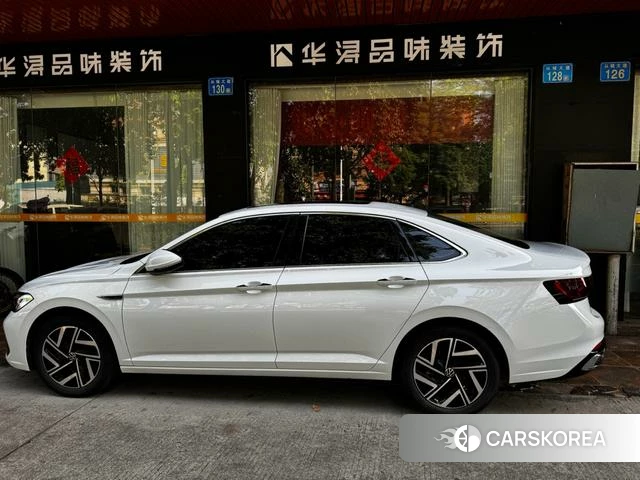 Volkswagen Sagitar 2023 Белый из Китая, фото 2