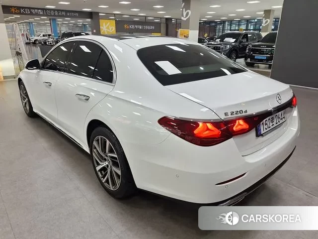 Mercedes-Benz E-Class W214 id 3015961 из Кореи 12