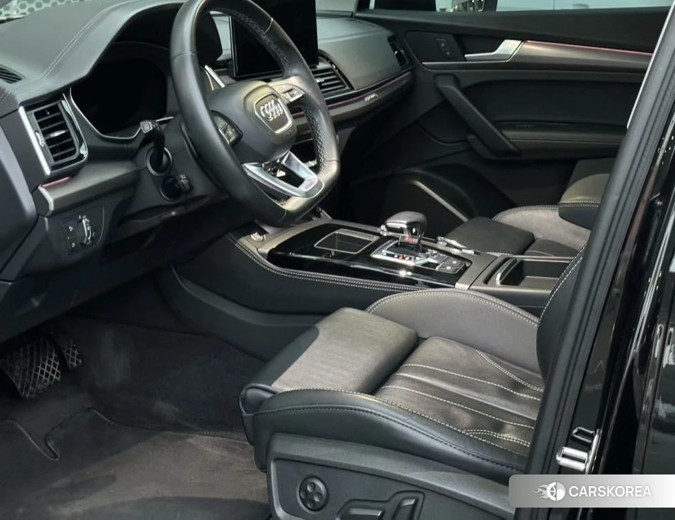 Audi Q5L id 4462018 из Китая 8