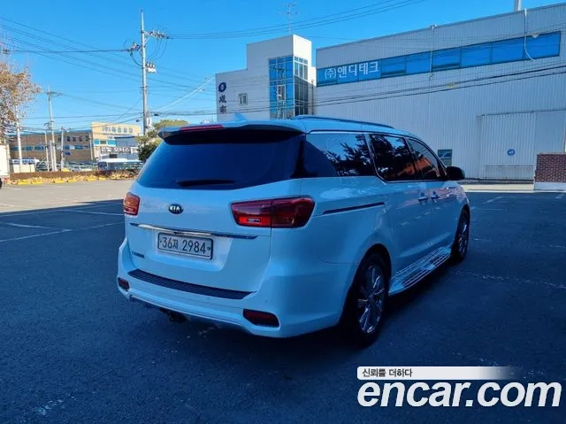 Kia The New Carnival id 2917612 из Кореи 12