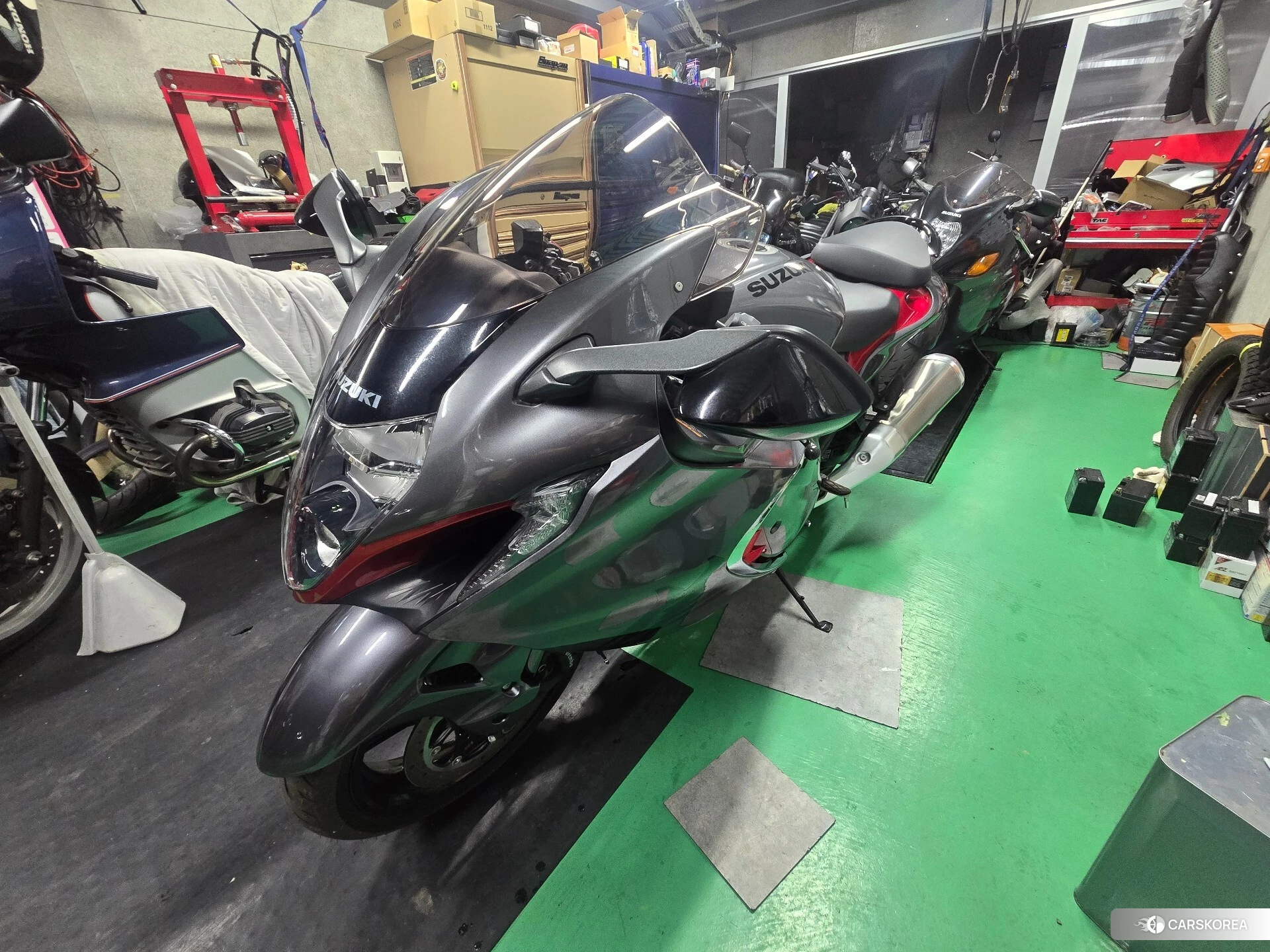 Проданный Suzuki GSX1300R HAYABUSA 2022 из Японии, фото 2