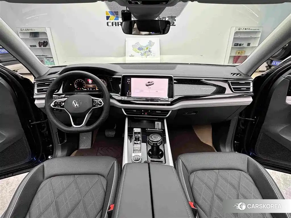 Volkswagen Touareg id 4674510 из Китая 11