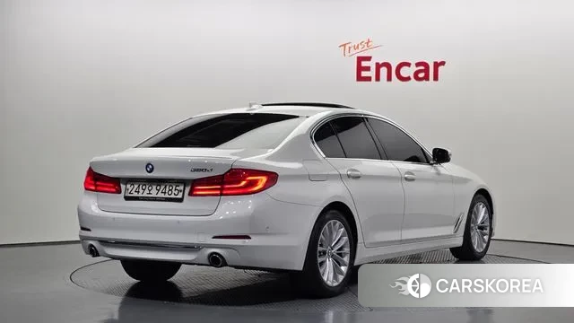 BMW 5 Series (G30) id 3698373 из Кореи 12