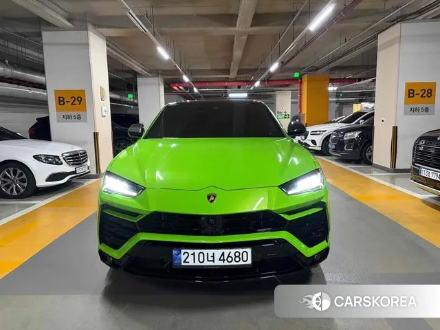Lamborghini Urus 2021 Зеленый из Кореи, фото 3