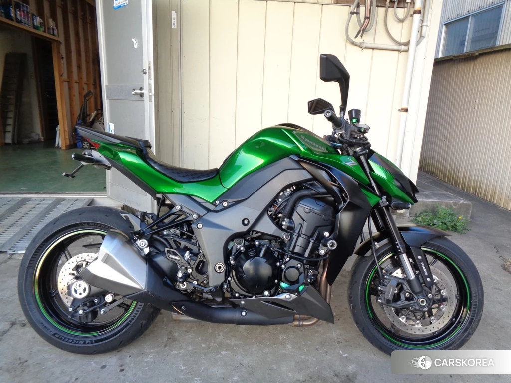 Проданный Kawasaki Z1000 ABS 2018 из Японии