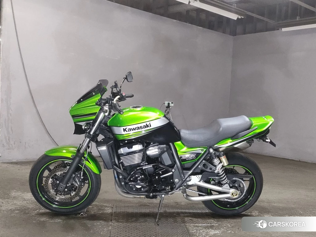 Проданный Kawasaki ZRX 1200 2010 из Японии, фото 2