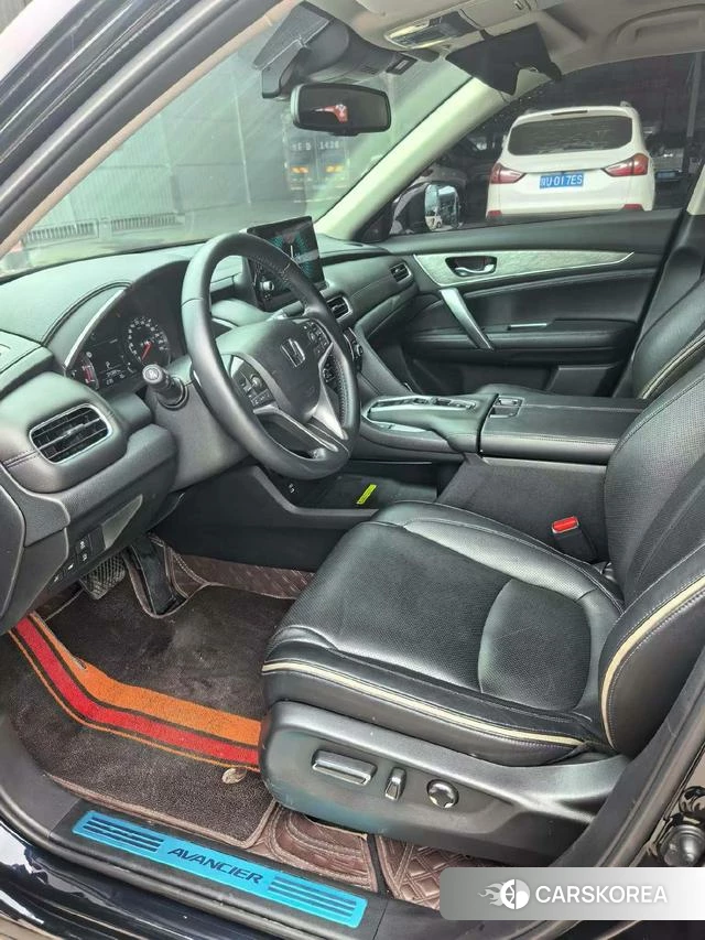 Honda Crown Road 2024 Черный из Китая, фото 2