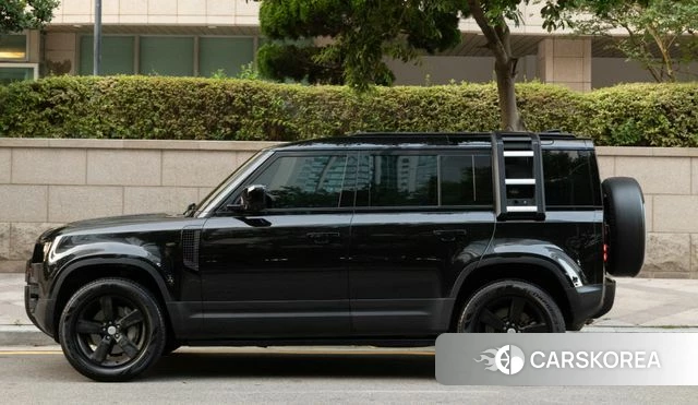 Land Rover Defender (L663) 2021 Черный из Кореи, фото 2