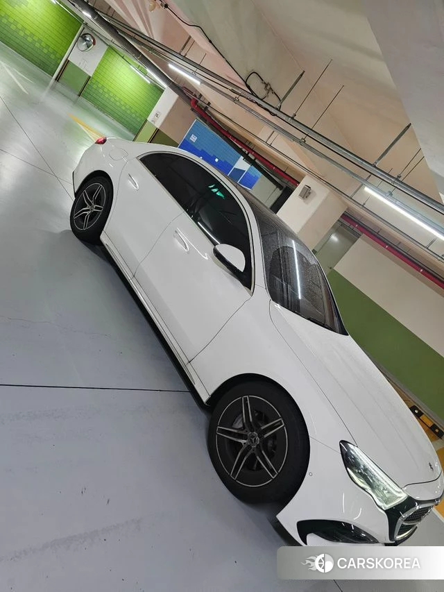 Mercedes-Benz E-Class W214 2024 Белый из Кореи, фото 5