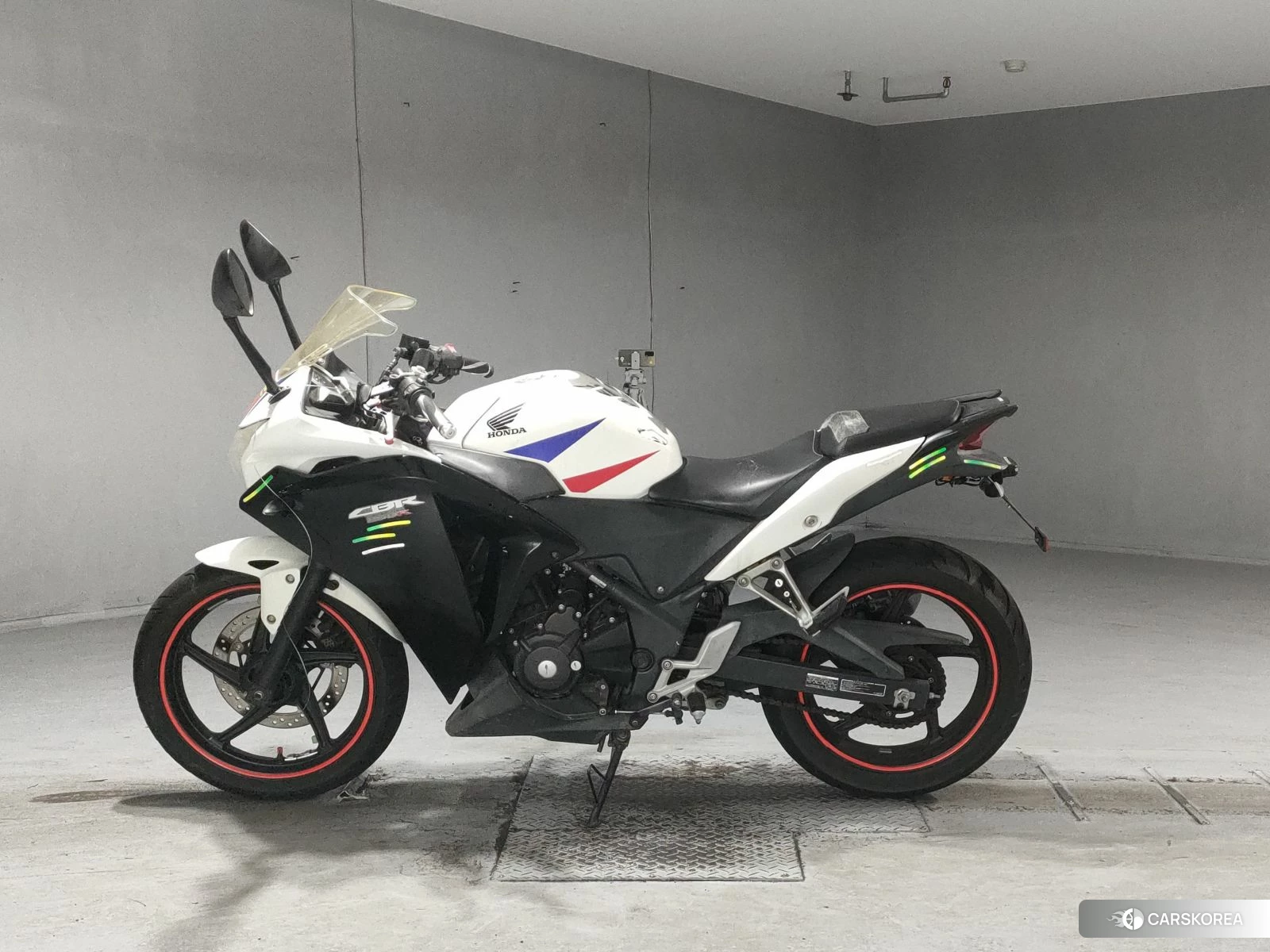 Проданный Honda CBR250R 2013 из Японии, фото 3