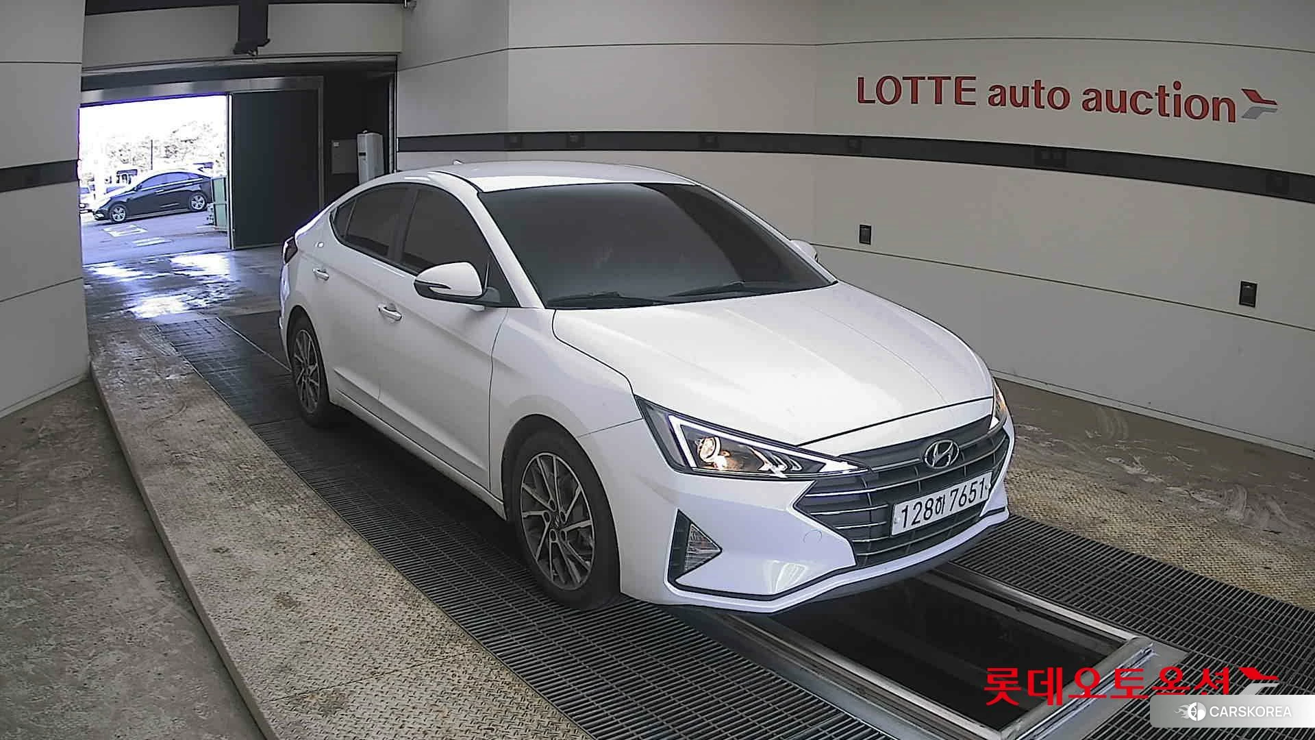 Hyundai Avante id 3882049 из Кореи 12