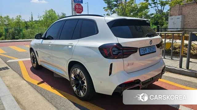 BMW iX3 id 3021350 из Кореи 8