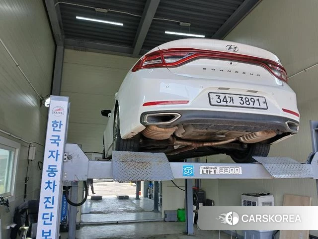 Hyundai Grandeur IG 2018 Белый из Кореи, фото 2
