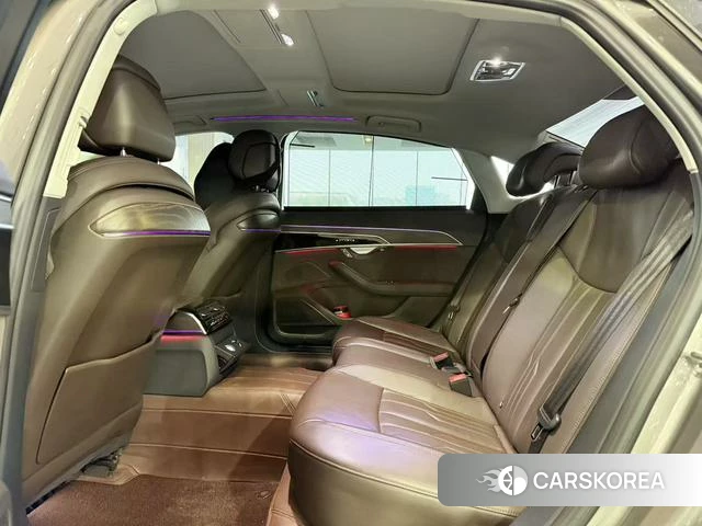 Audi A8 2021 Шампань из Китая, фото 2