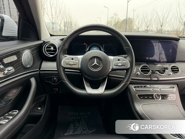 Mercedes-Benz E-class id 4212406 из Китая 12