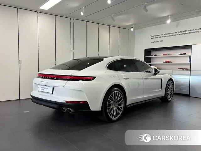 Porsche Panamera (972) 2024 Белый из Кореи, фото 4
