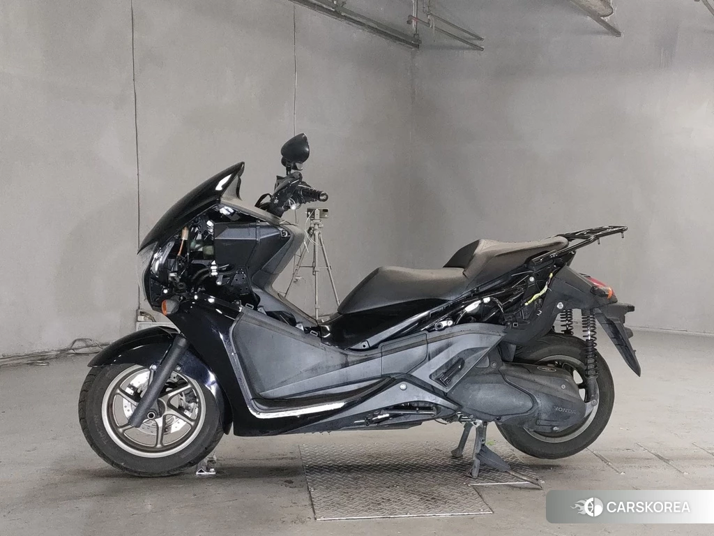Проданный Honda PHASE 2010 из Японии