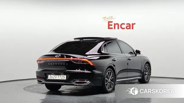 Hyundai The New Grandeur IG id 3447701 из Кореи 12