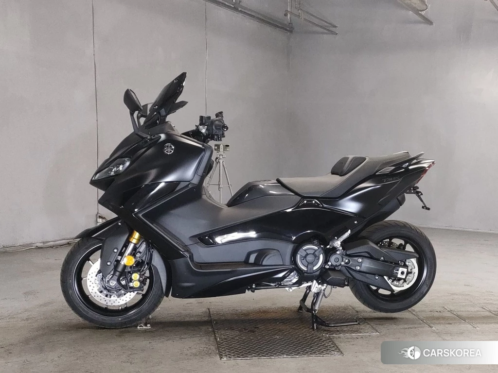Проданный Yamaha T-MAX 560 2023 из Японии, фото 2