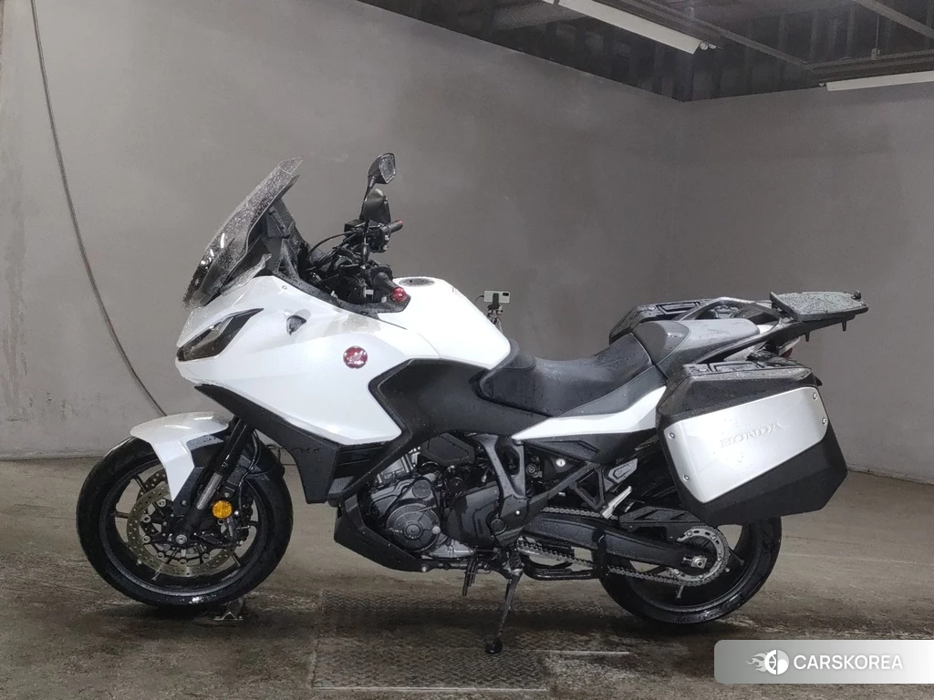 Проданный Honda NT1100 2022 из Японии