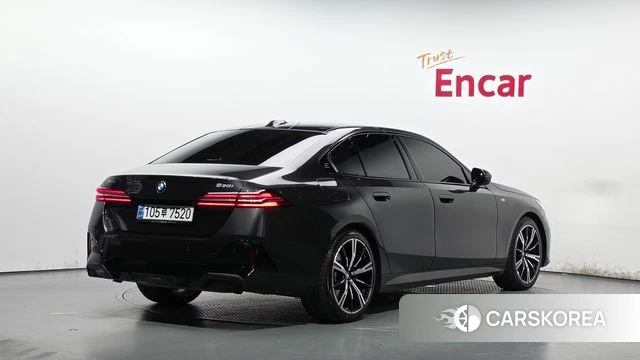 BMW 5 Series (G60) id 4870861 из Кореи 12