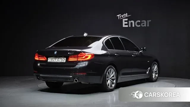 BMW 5 Series (G30) id 3703765 из Кореи 12