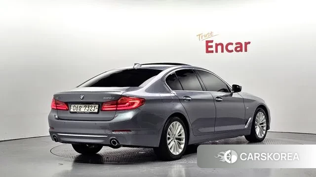 BMW 5 Series (G30) id 3055638 из Кореи 12