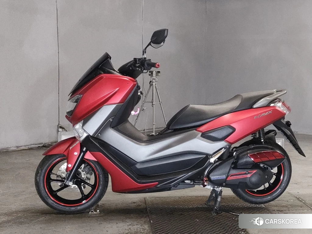 Проданный Yamaha N-MAX 155 2017 из Японии