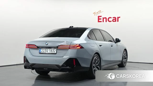 BMW 5 Series (G60) id 3909322 из Кореи 12