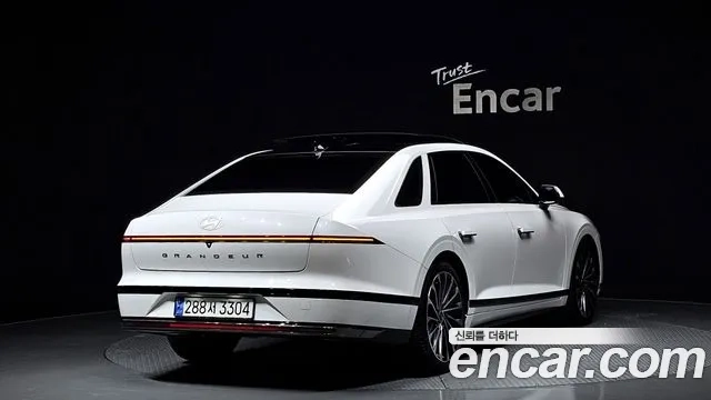 Hyundai Grandeur (GN7) id 2910347 из Кореи 12