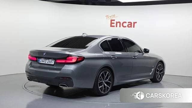 BMW 5 Series (G30) id 4249283 из Кореи 12